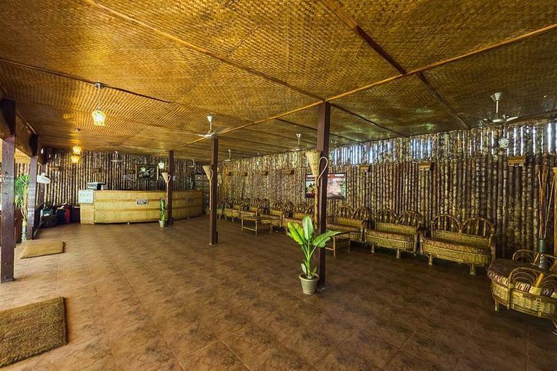 Symphony Palms Beach Resort And Spa Govind Nagar Exterior foto