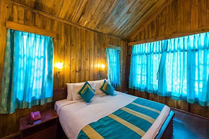 Symphony Palms Beach Resort And Spa Govind Nagar Exterior foto